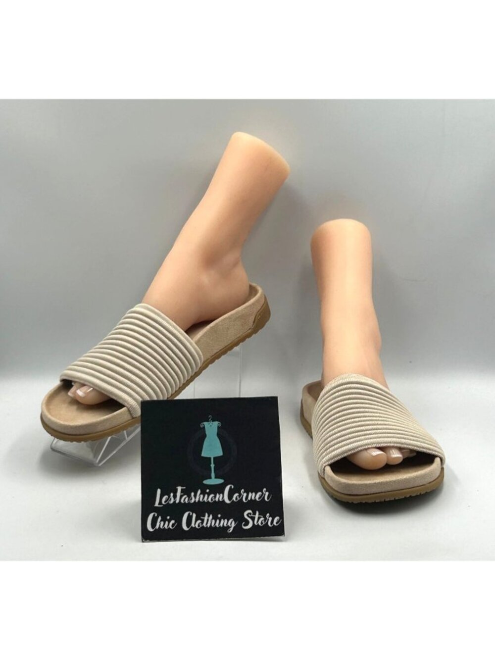 NWOB Vionic Women's Beige Knit Evie Slide Lightweight Sandals Size 9.5 3709